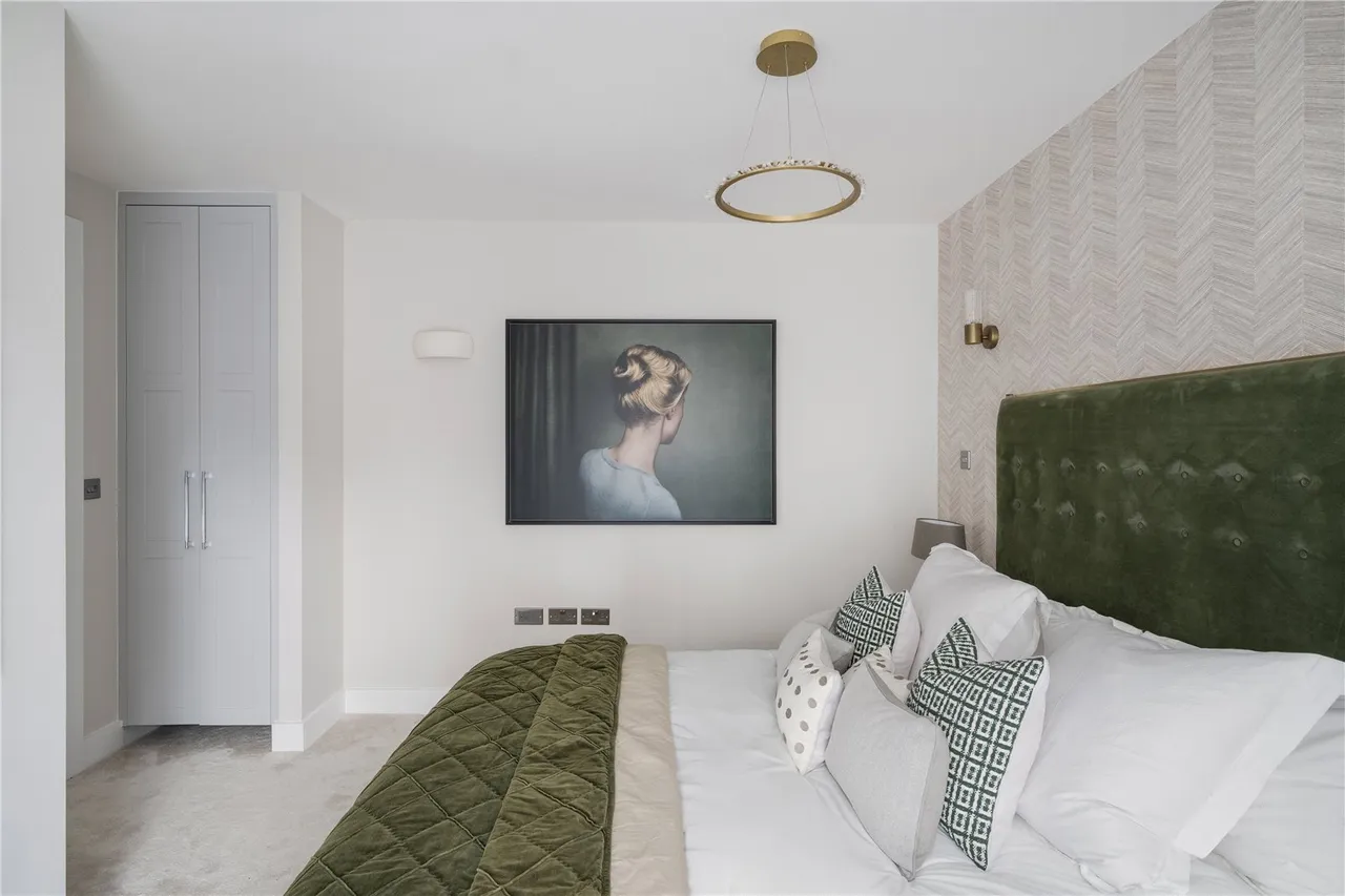 Shepherds Bush Road, W6, photo 12