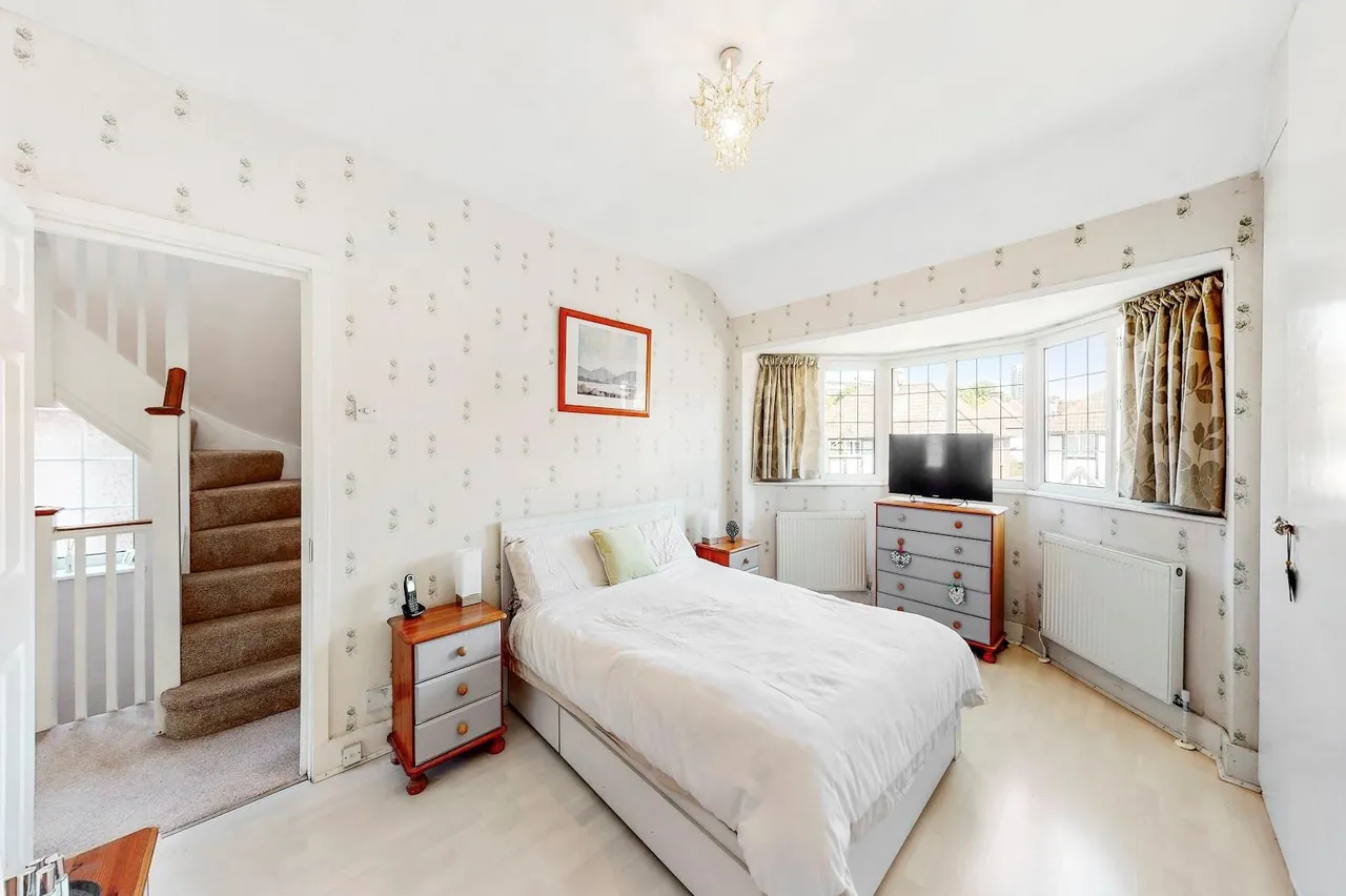 Vivian Avenue, Wembley, HA9, photo 4