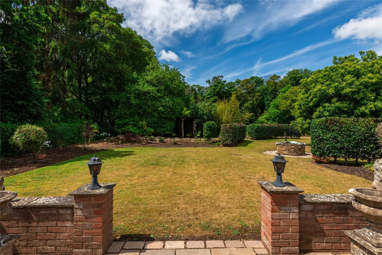 Ecton Lane, Sywell, NN6, photo 38