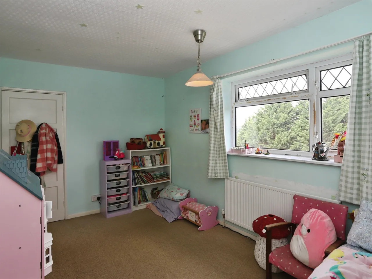 Lon Yr Awel PONTYCLUN, CF72, photo 5