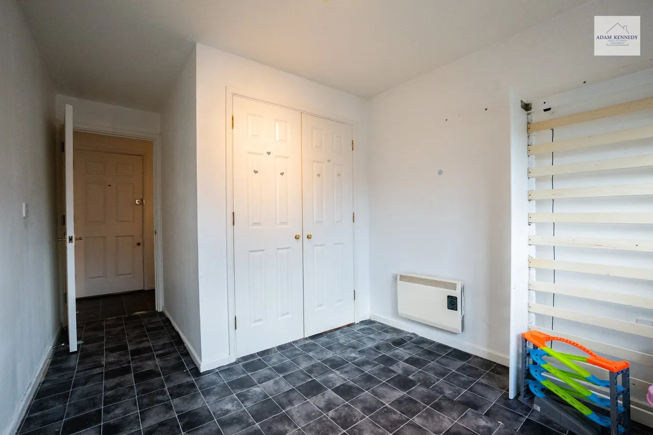 12 Hennessy Road, London, N9 0XQ, photo 13