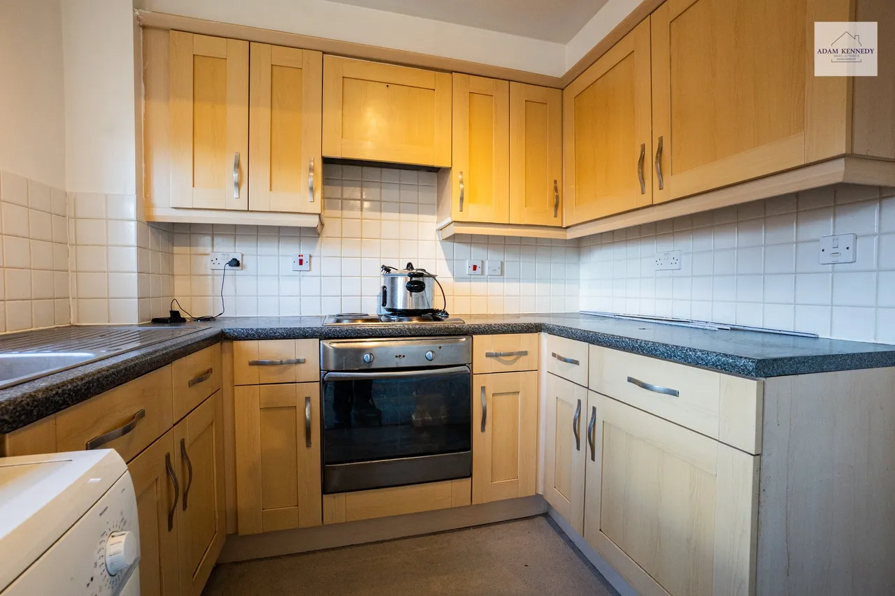 12 Hennessy Road, London, N9 0XQ, photo 10