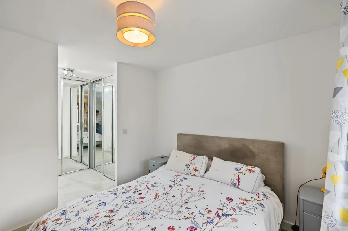 Larnach Drive, Kentford, CB8, photo 10