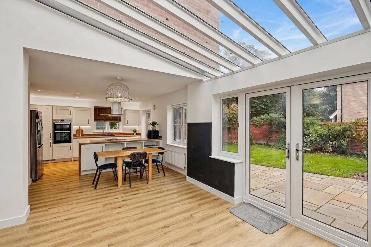 Larnach Drive, Kentford, CB8, photo 3