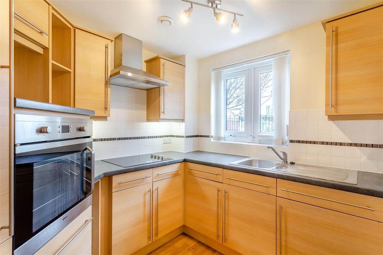 Malpas Road, Northallerton, DL7, photo 6