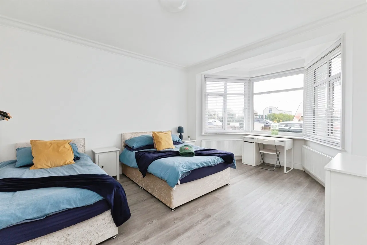 Royal Parade, Eastbourne, BN22, photo 13
