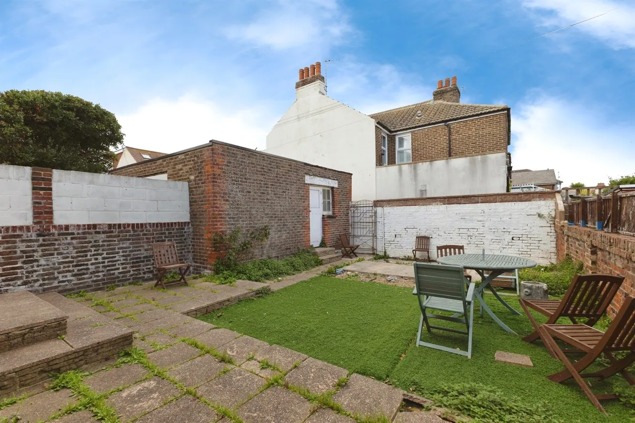 Royal Parade, Eastbourne, BN22, photo 27