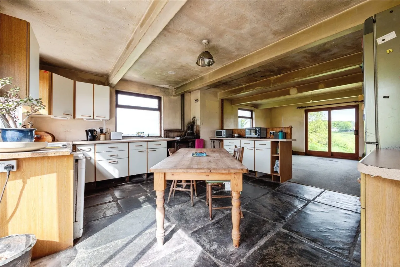 Camelford, PL32, photo 9