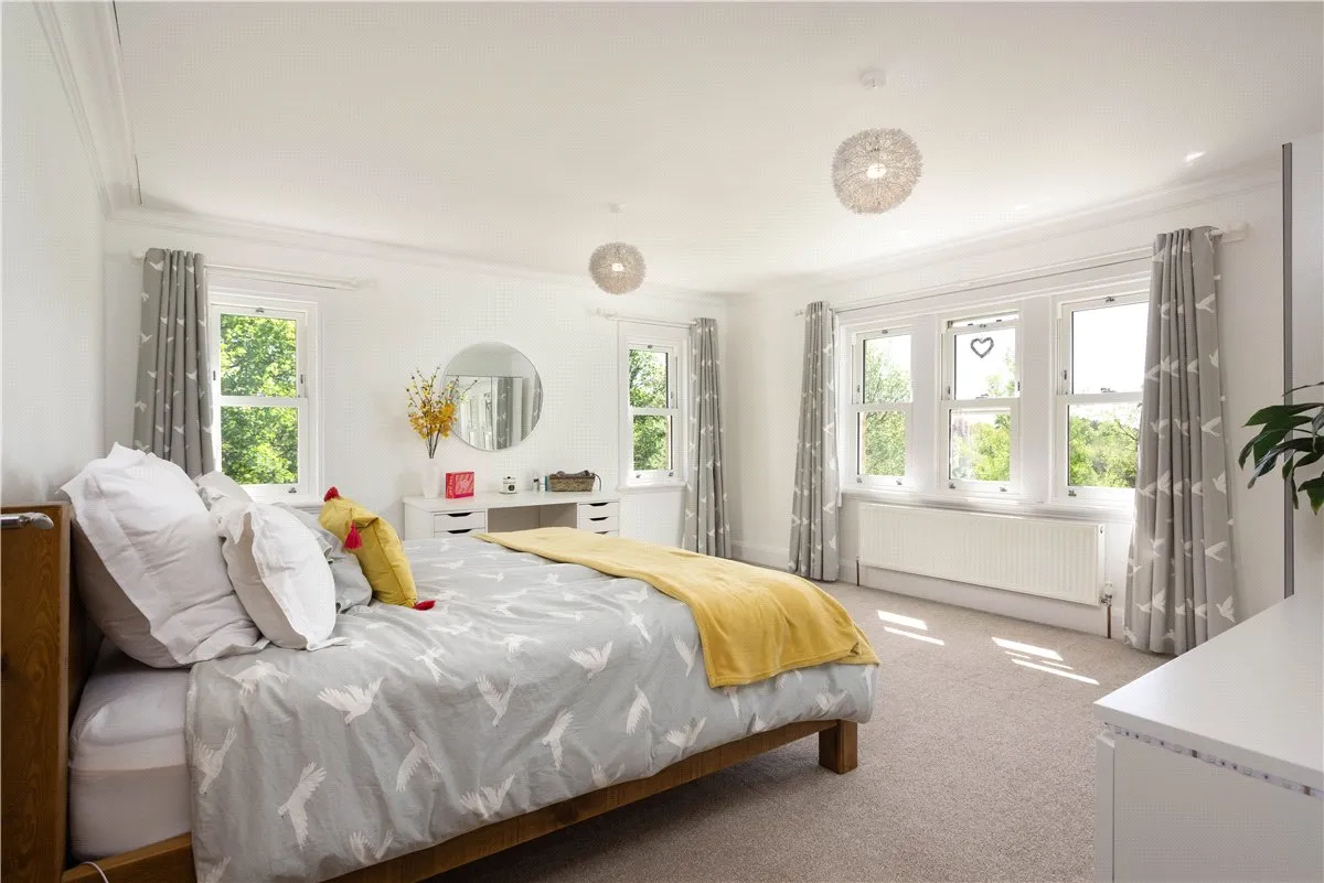 Layton Lane, Rawdon, LS19, photo 10
