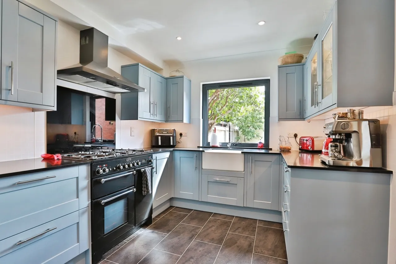 Willow Mead, Bournemouth, BH8, photo 4