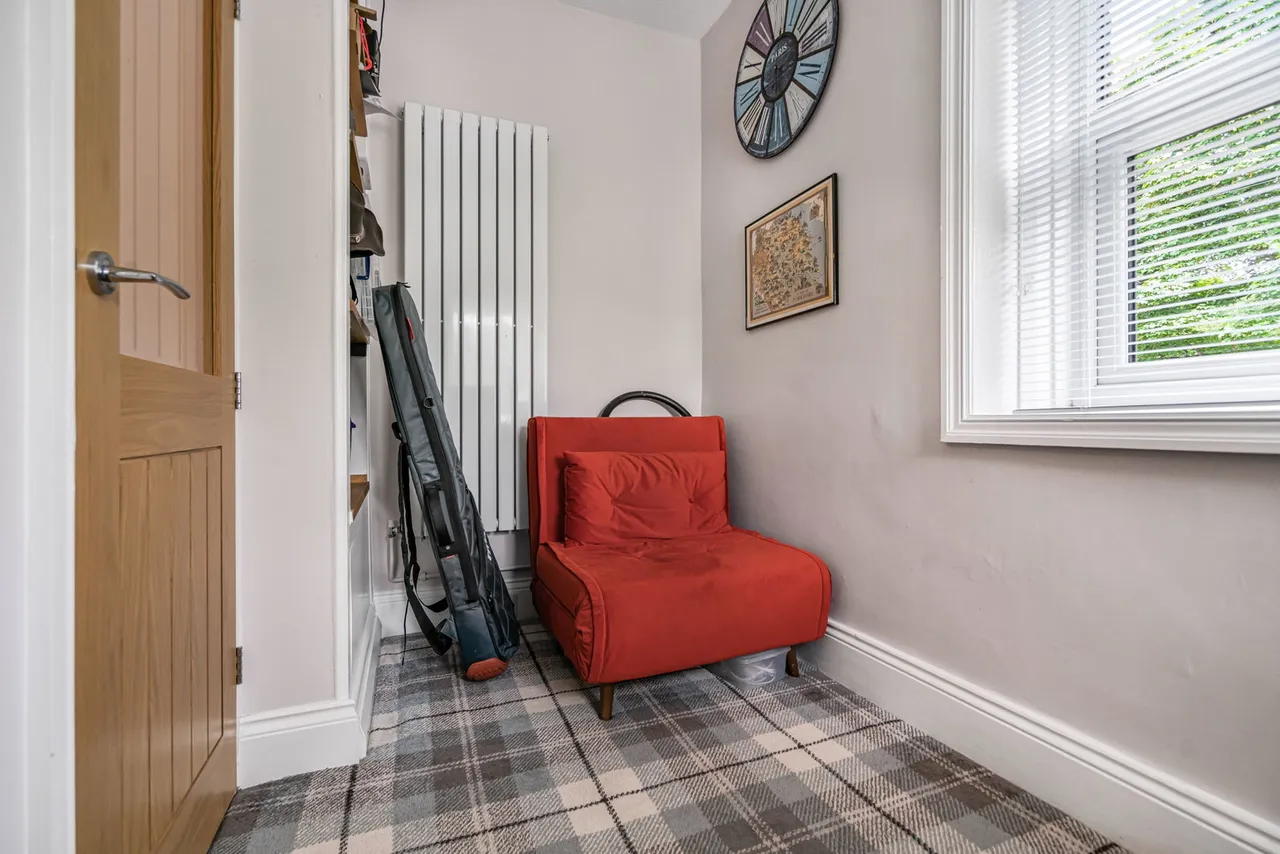 Oldham Road, Rishworth, HX6, photo 14