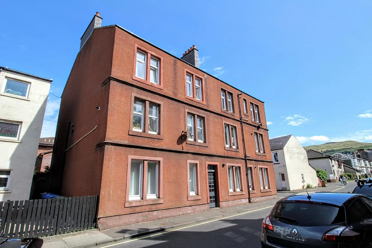 2 bed flat for sale, Gateside Street, Largs, KA30