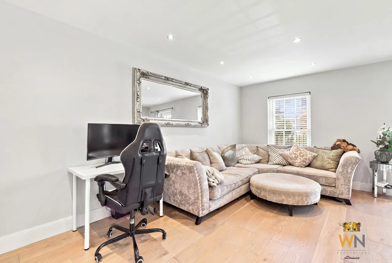 Crown Street, Brentwood, CM14, photo 6