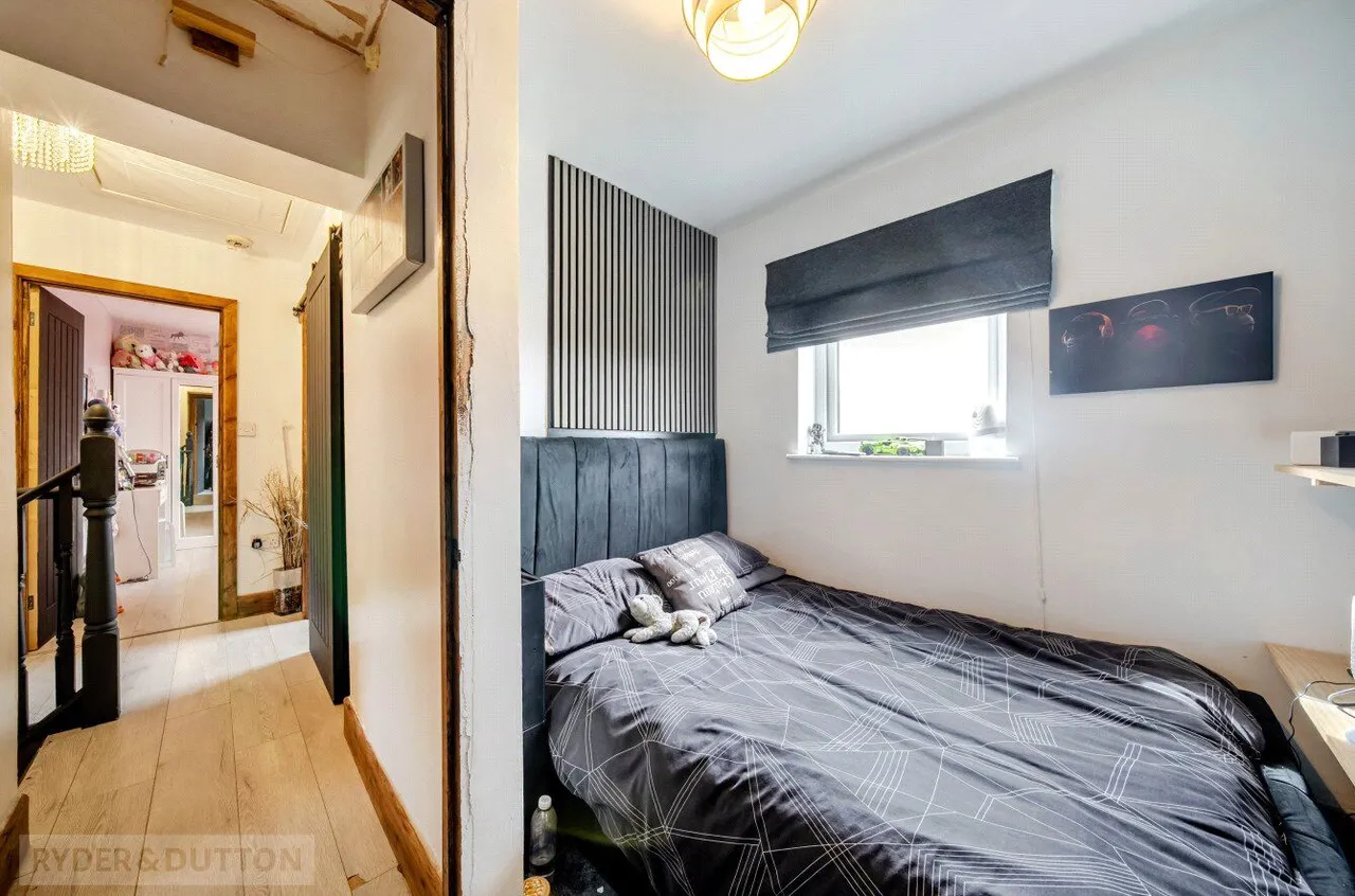 Hannerton Road, Shaw, OL2, photo 16