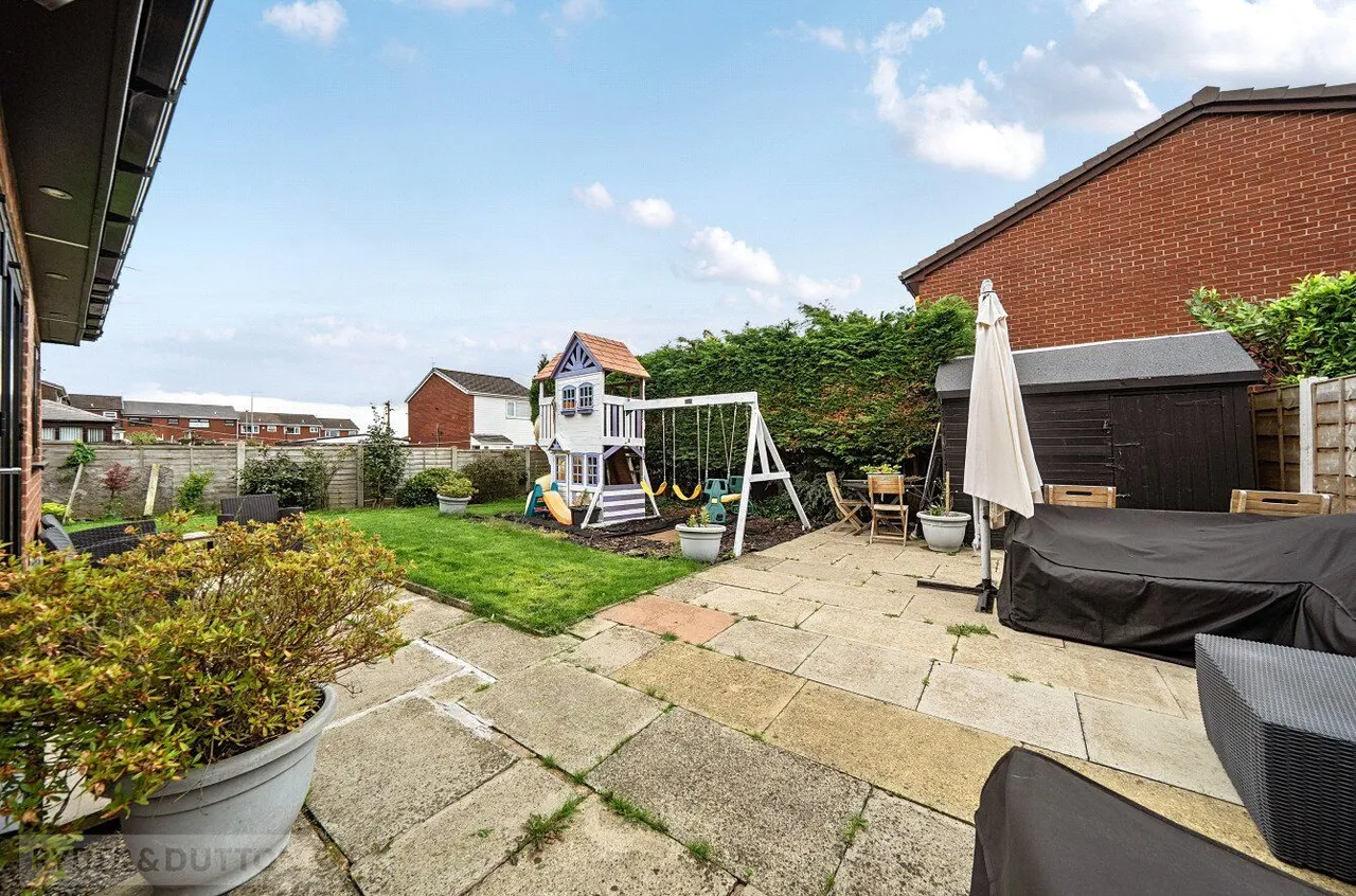 Hannerton Road, Shaw, OL2, photo 9