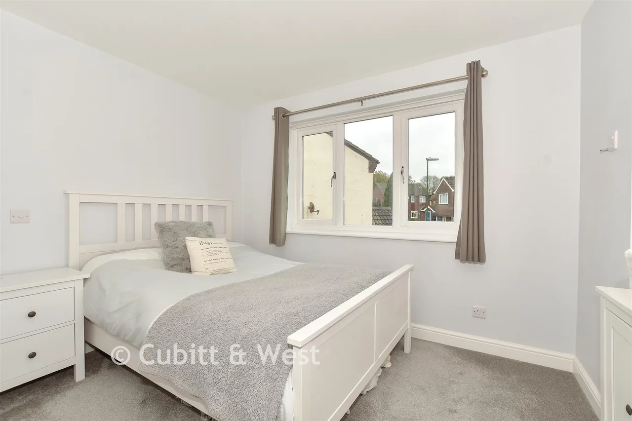 Camelot Close, Southwater, RH13, photo 6