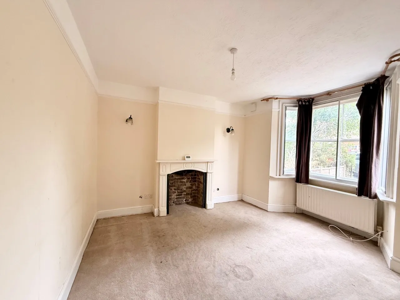 Limes Road, Surrey Egham, TW20, photo 2