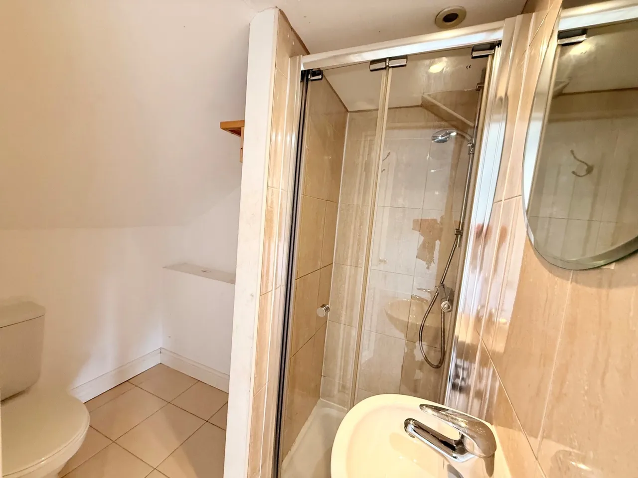 Limes Road, Surrey Egham, TW20, photo 5