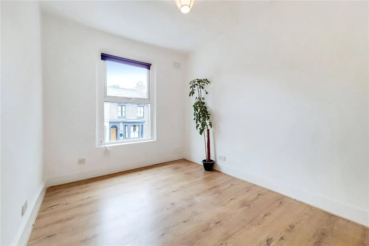 Lockhurst Street, London, E5, photo 2