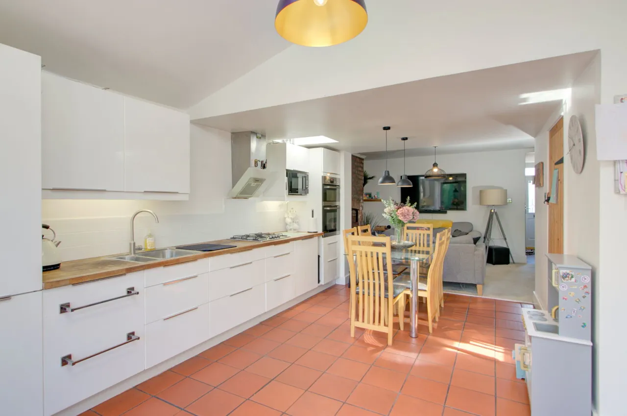 Snarlton Lane, Melksham, SN12, photo 4
