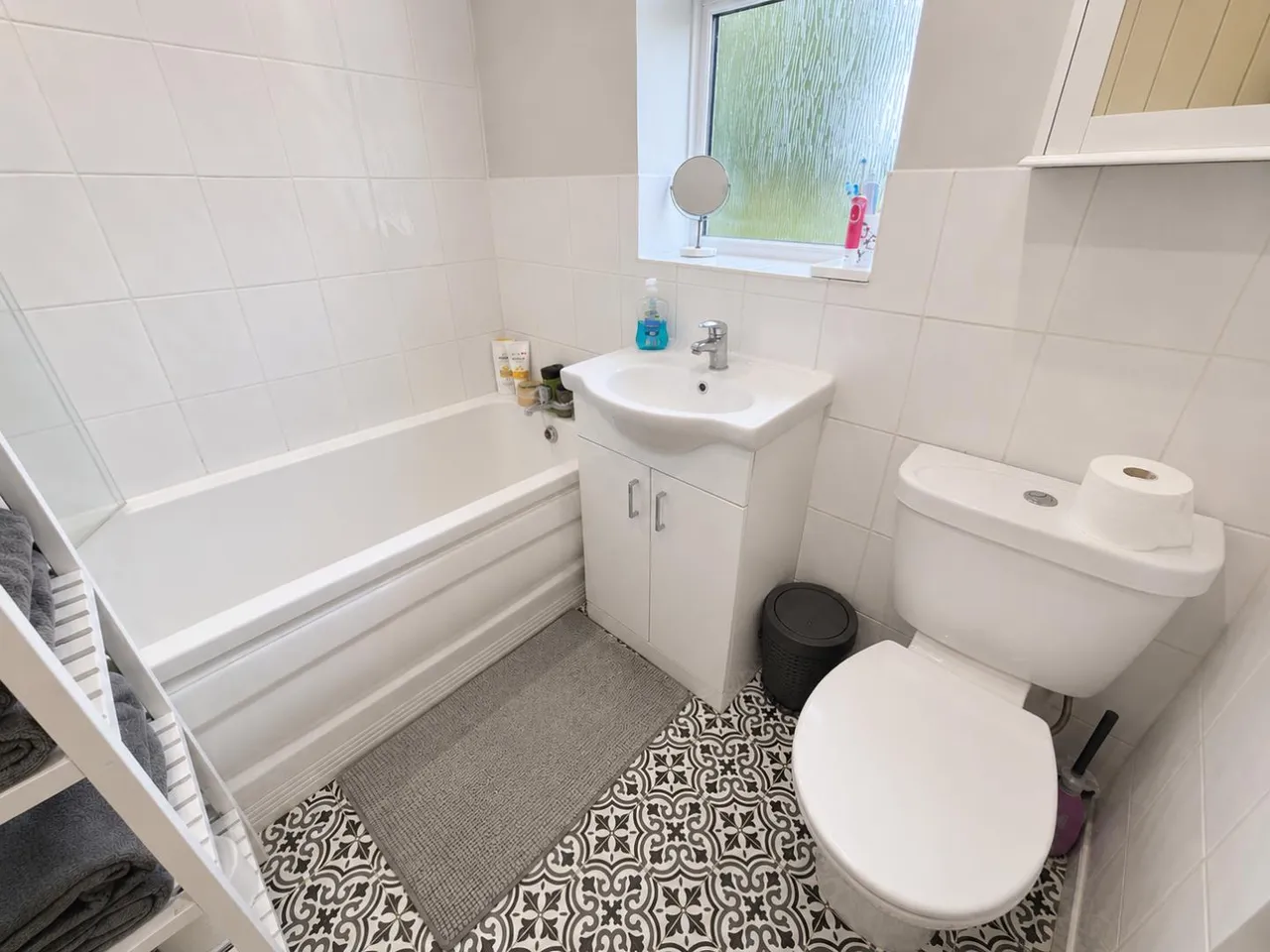 Rossall Avenue, Radcliffe, Manchester, M26 1JD, photo 9