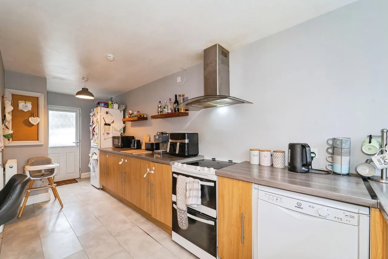 Glen View, Haverfordwest, SA61, photo 4
