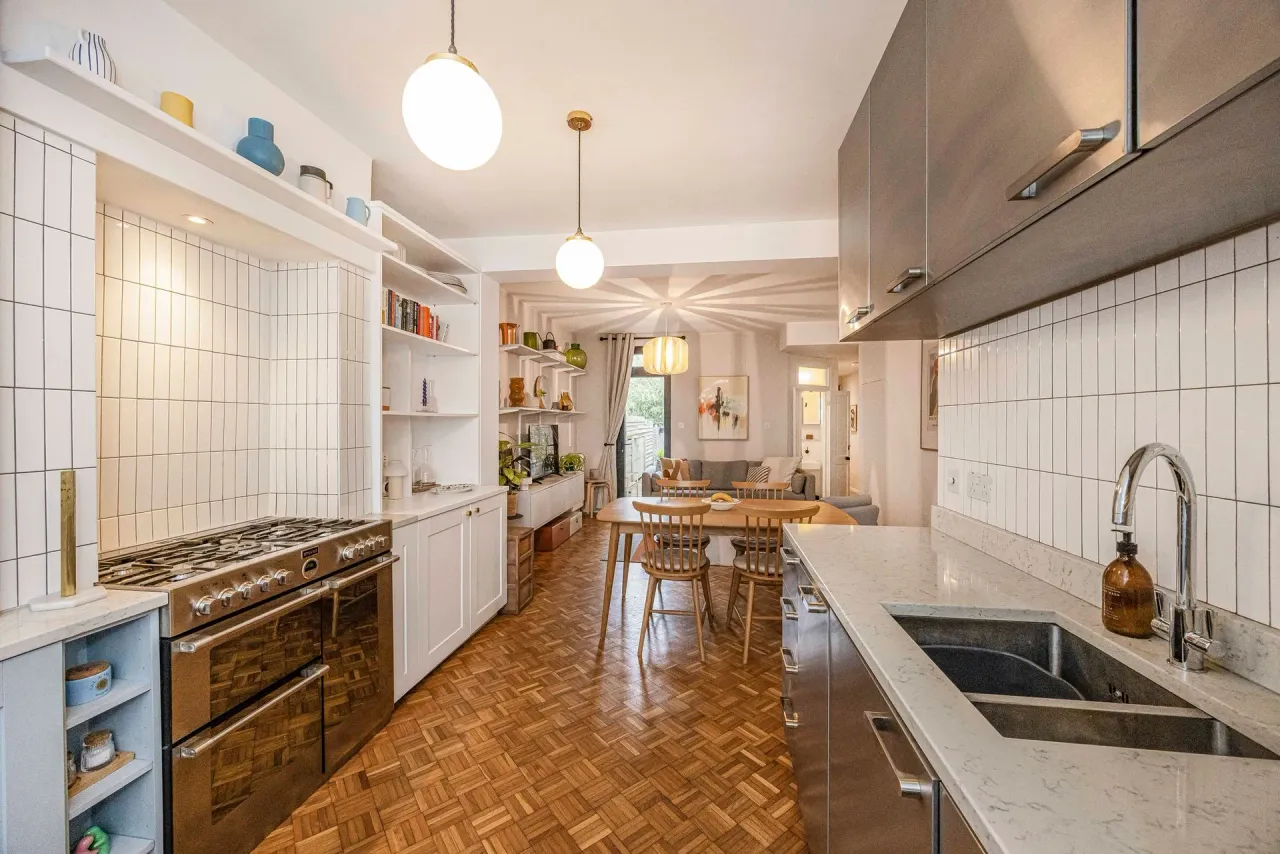 Francis Road, Leyton, E10, photo 3