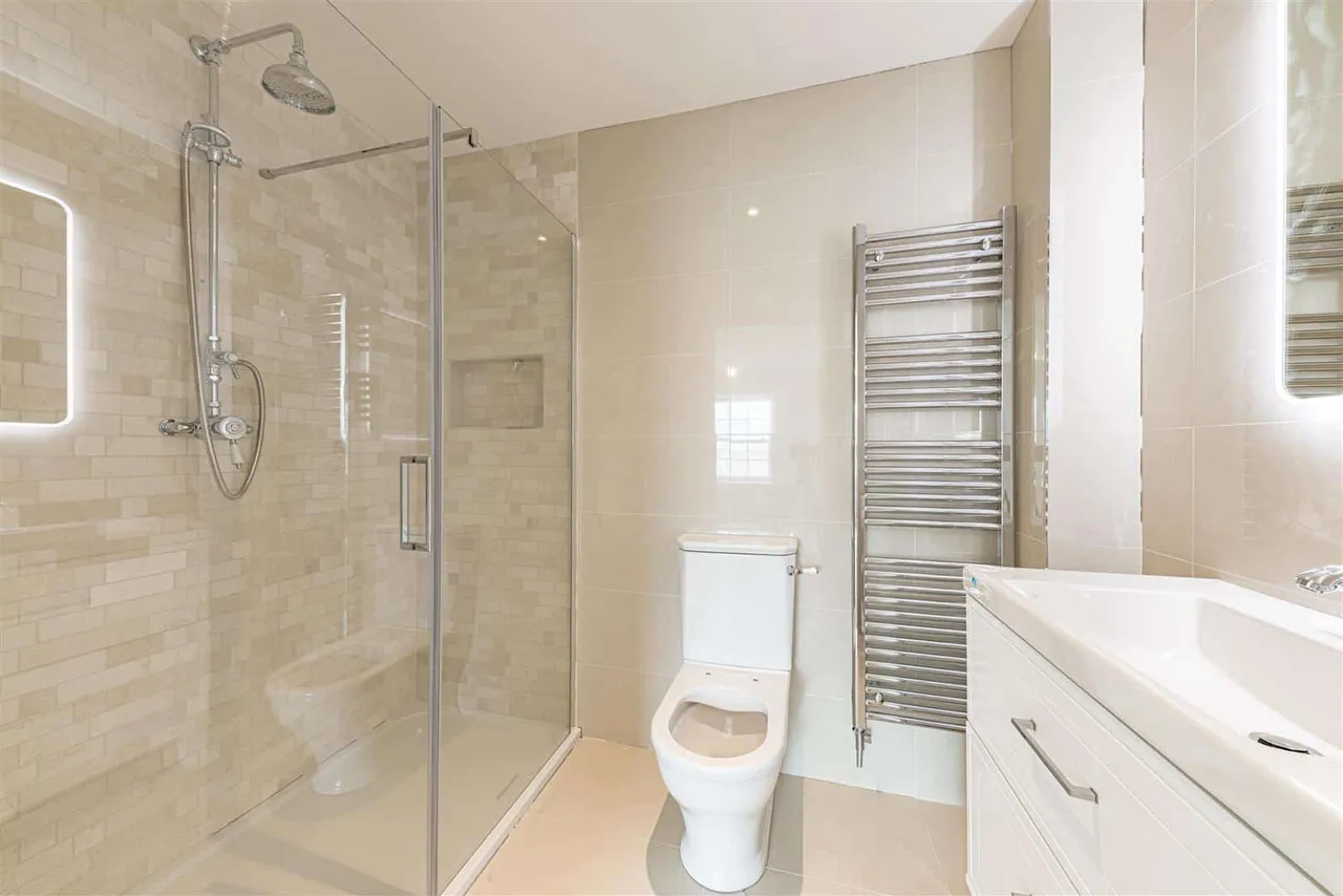 Rose Hill, Ash, Canterbury, Kent, CT3 2HJ, photo 12