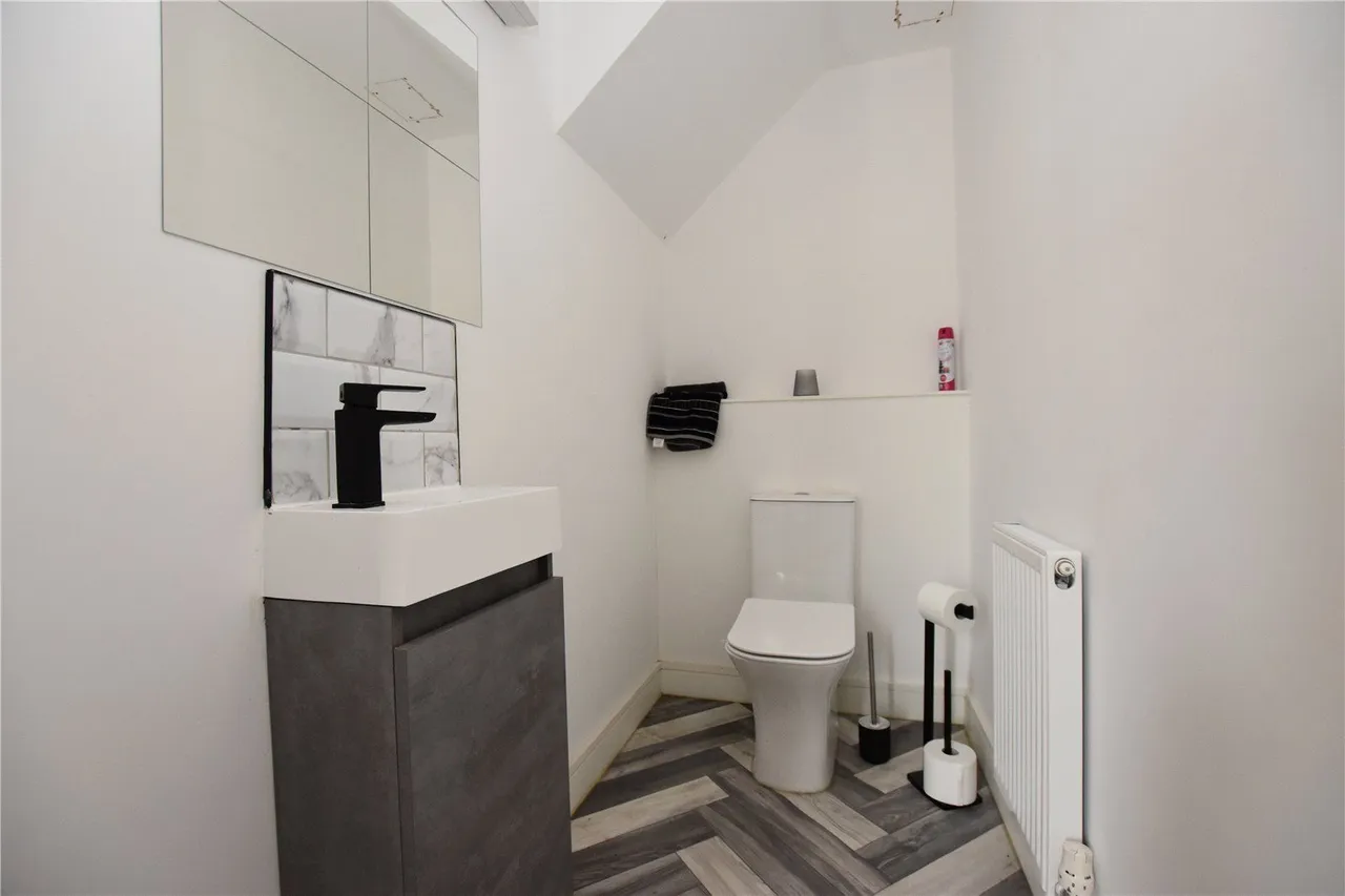 Sterling Rise, Morley, LS27, photo 17