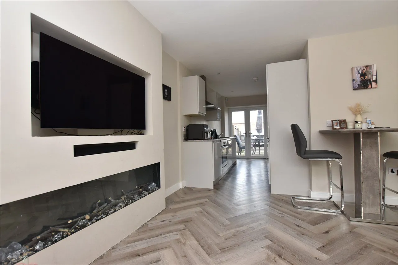Sterling Rise, Morley, LS27, photo 15