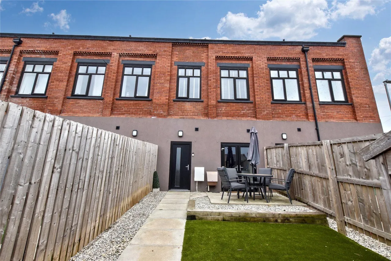 Sterling Rise, Morley, LS27, photo 22
