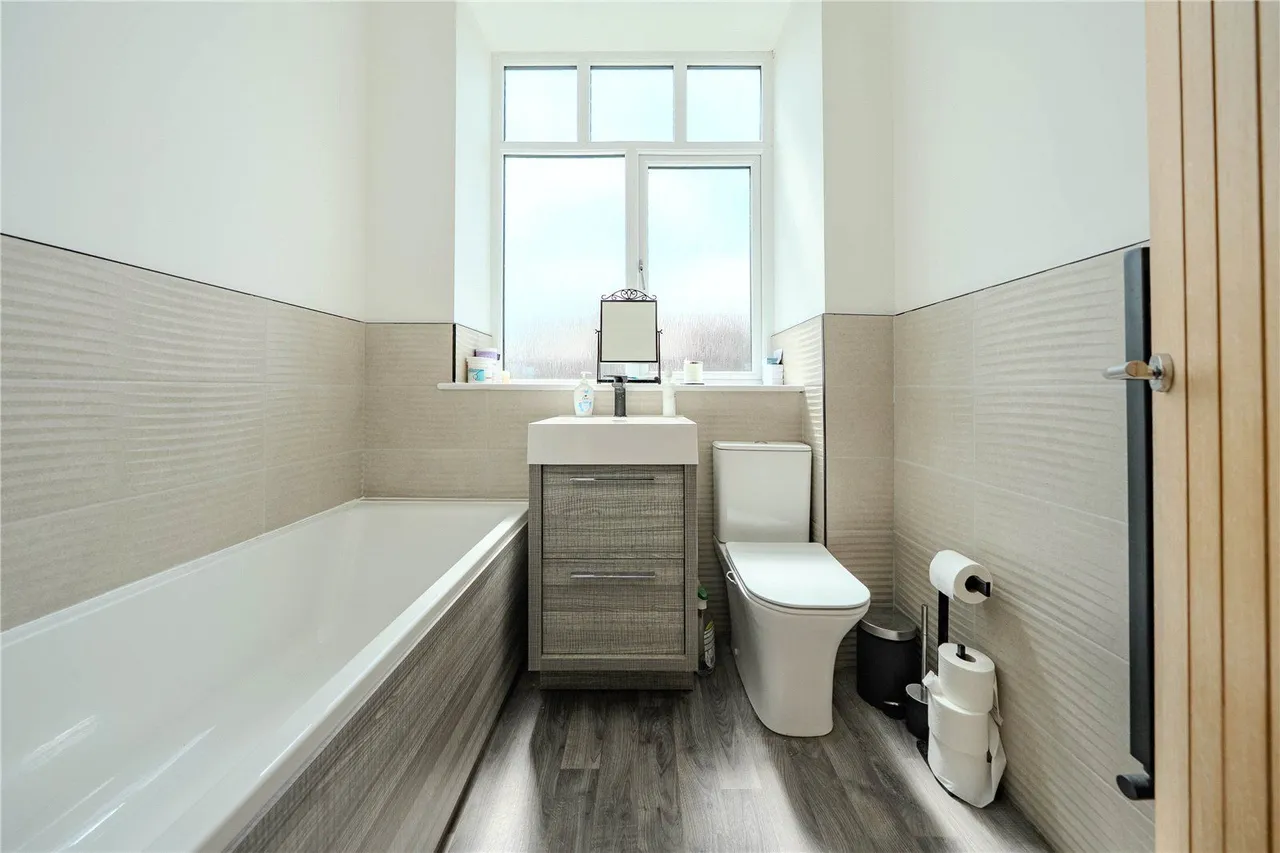 Sterling Rise, Morley, LS27, photo 11