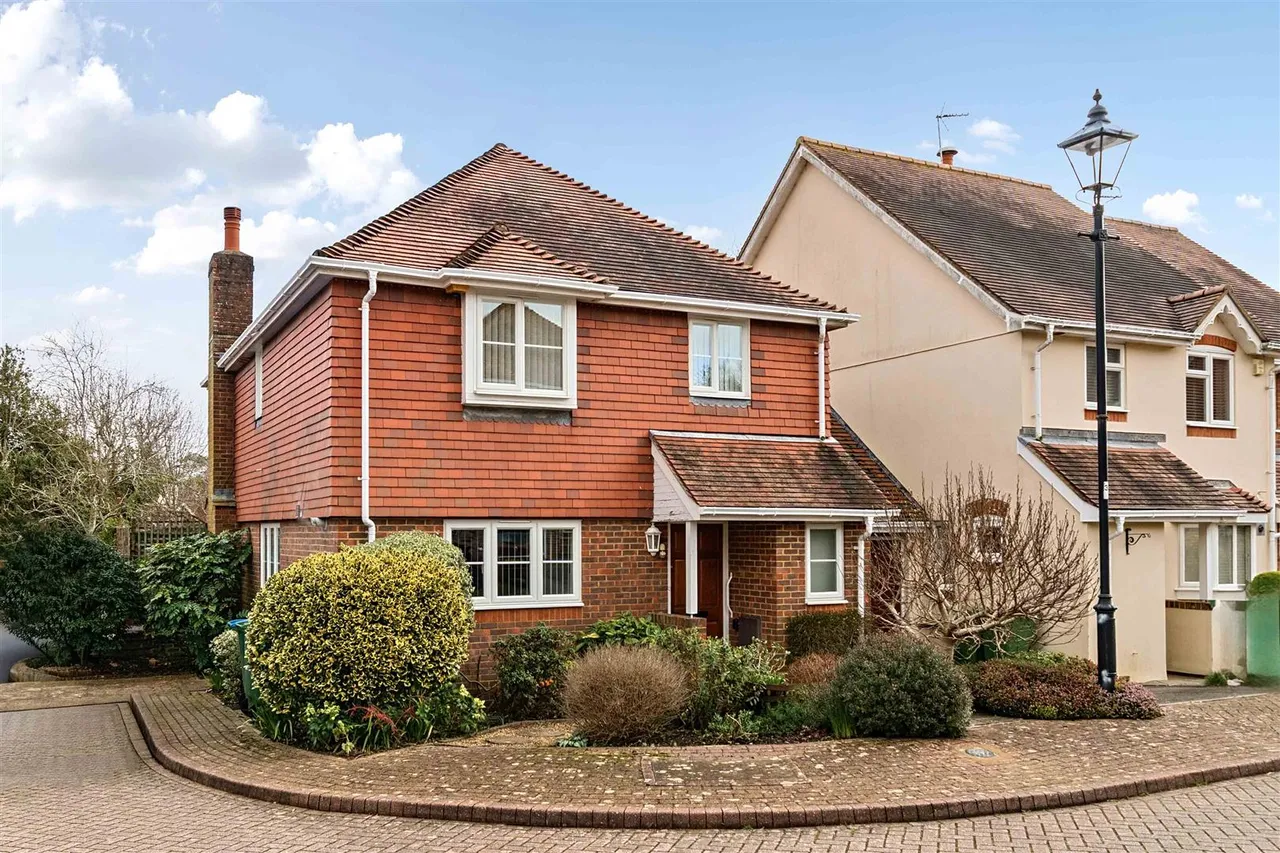 4 bed house for sale — Gainsborough Mews, Titchfield