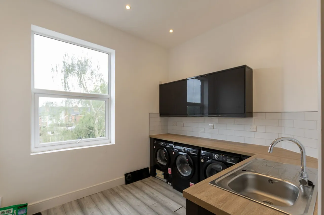 Bloxwich Road South, Willenhall, WV13, photo 4