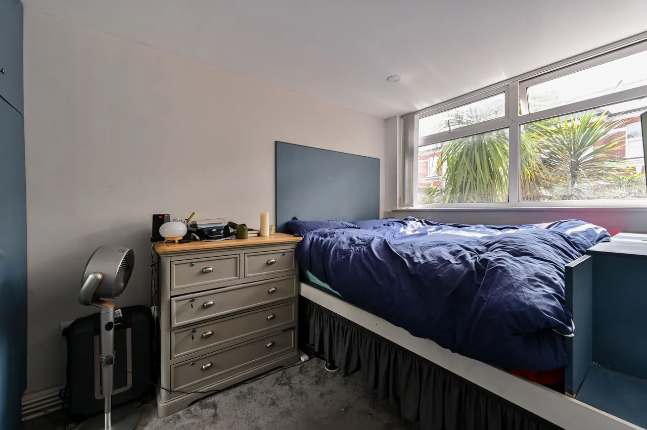 Wix's Lane, SW4, photo 6