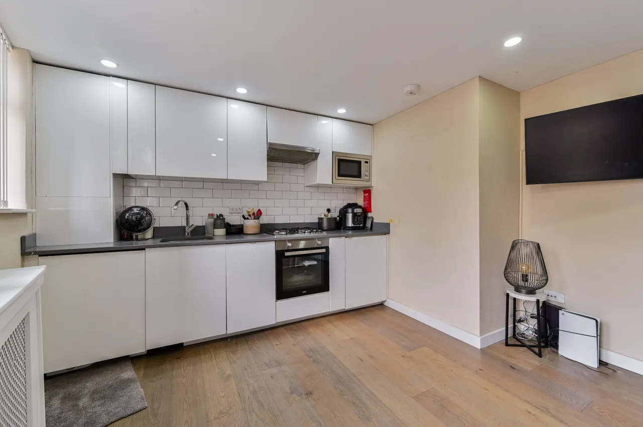 Wix's Lane, SW4, photo 2