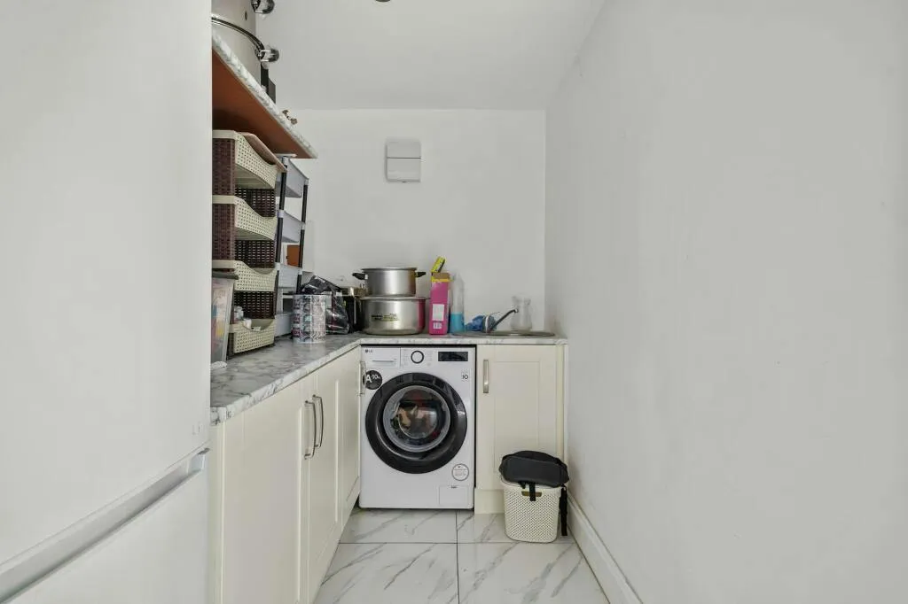 Hatherley Road, London, E17, photo 9