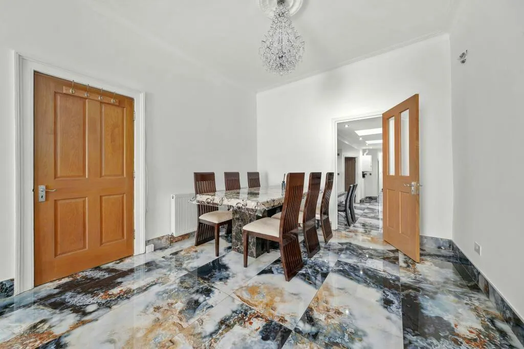 Hatherley Road, London, E17, photo 4
