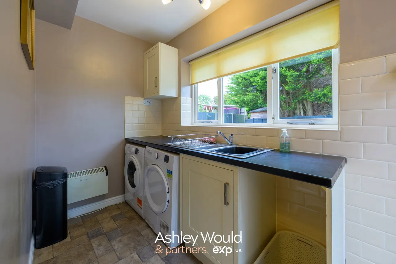 Lady Greys Walk, Stourbridge, DY8 3RA, photo 6