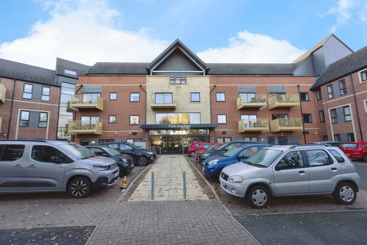 PARK GARDENS, Bath Road, Banbury, Oxfordshire, OX16, photo 12