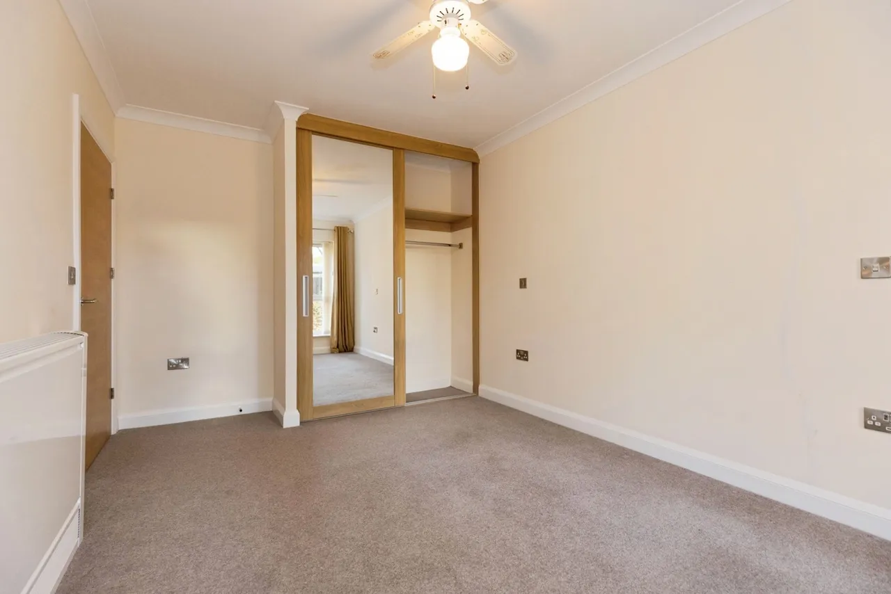 PARK GARDENS, Bath Road, Banbury, Oxfordshire, OX16, photo 9