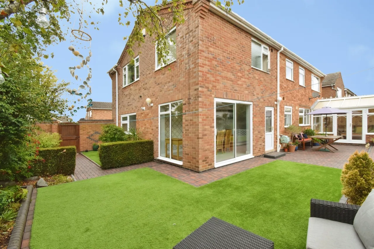 Hollies Way, Thurnby, LE7, photo 33
