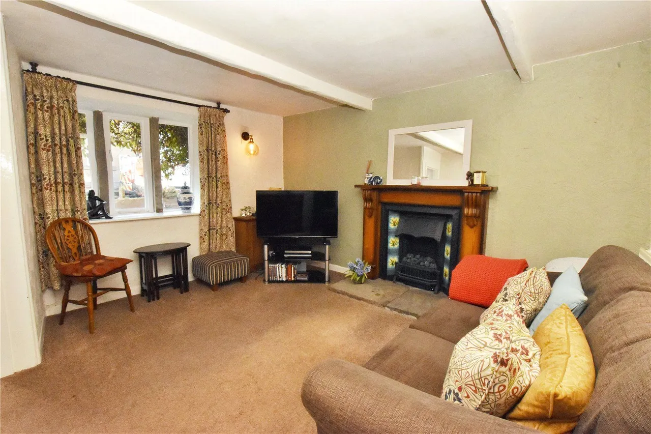 New Mills Road, Hayfield, SK22, photo 4