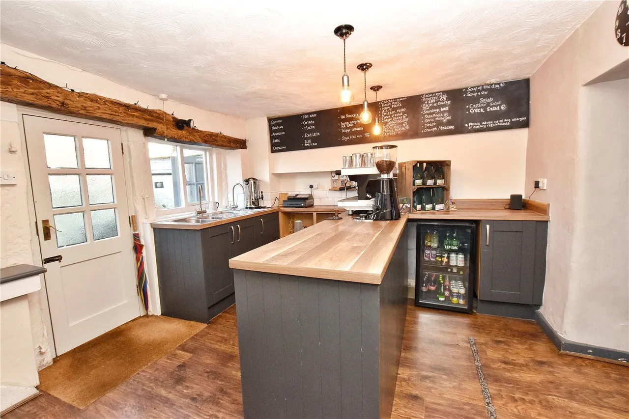 New Mills Road, Hayfield, SK22, photo 10