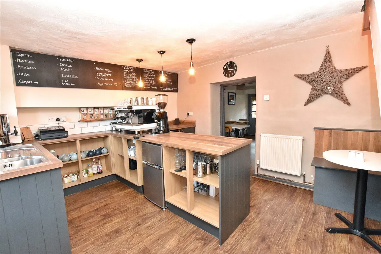 New Mills Road, Hayfield, SK22, photo 12