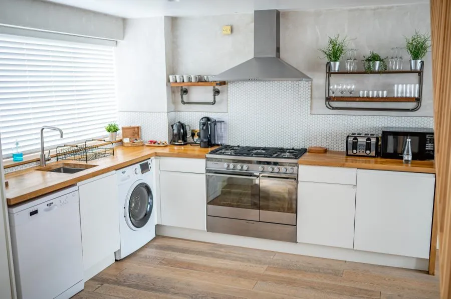 2 bed flat to rent, Brighton Square, Brighton, BN1