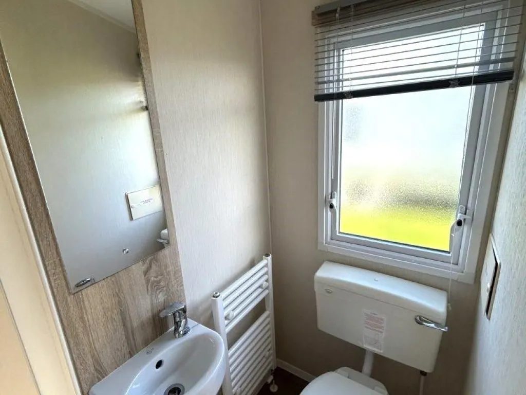 Towyn Road, Towyn, LL22, photo 6
