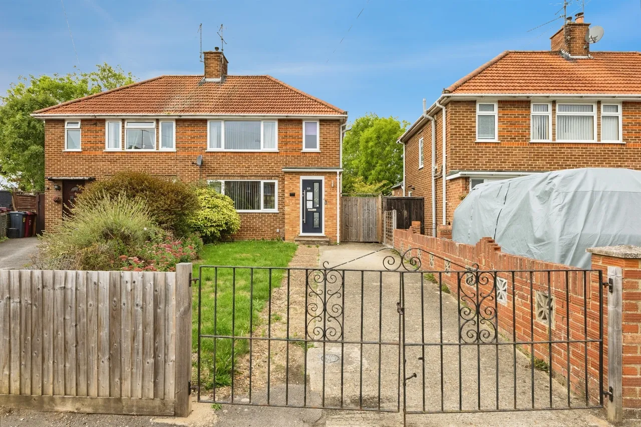 3 bed house for sale, Greenfields Road, Reading, RG2