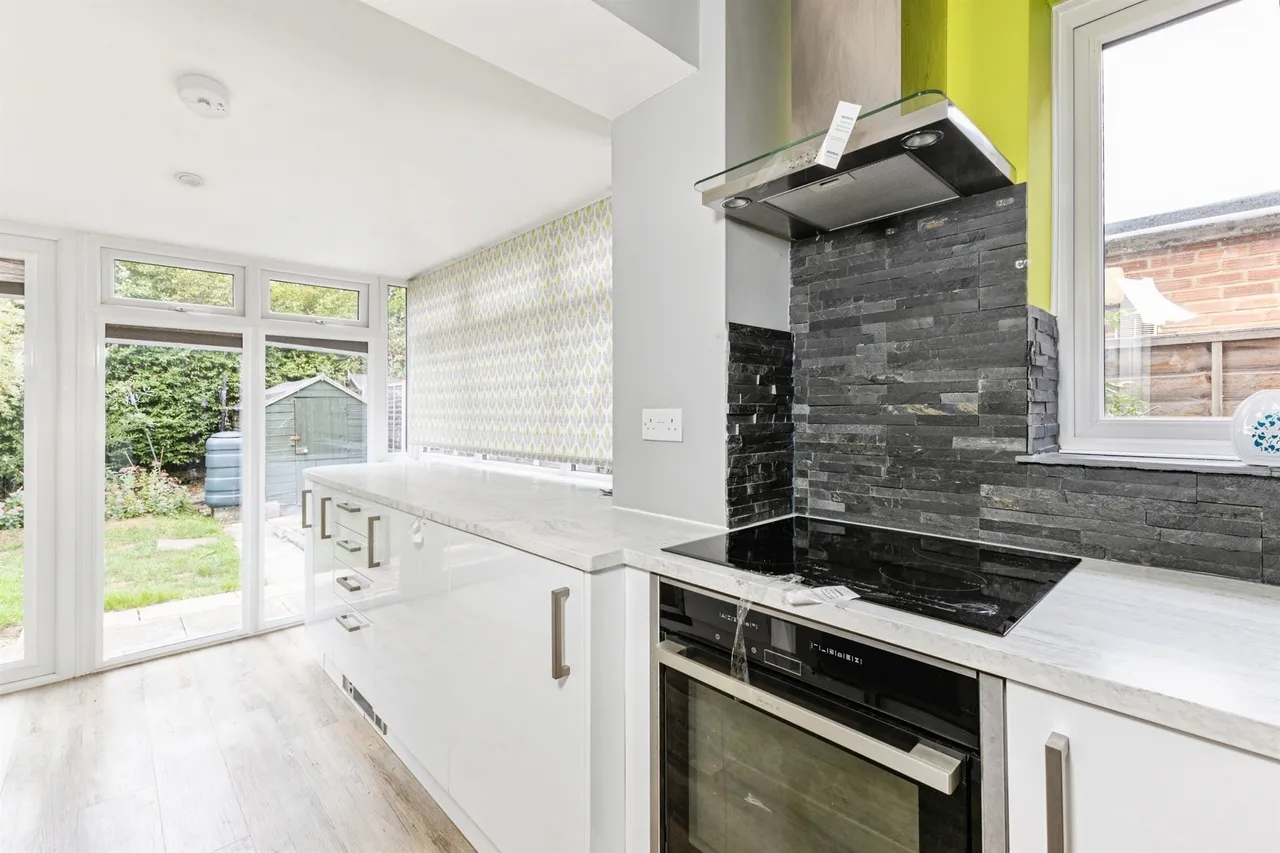 Greenfields Road, Reading, RG2, photo 2