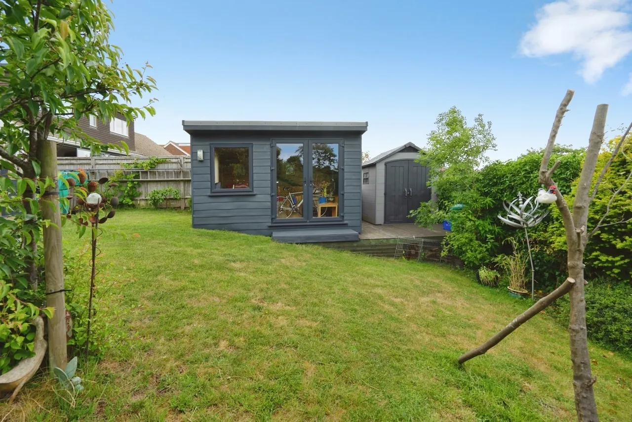 Cissbury Crescent, Saltdean, BN2, photo 24